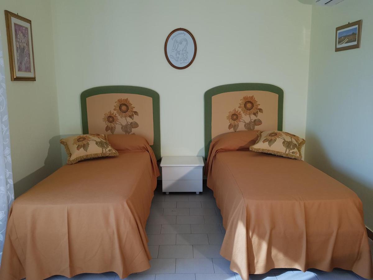 Top Bedroom Golfo - Le Lincelle, Lamezia - 2 Extra Large Single Beds SantʼEufemia Lamezia Exteriér fotografie